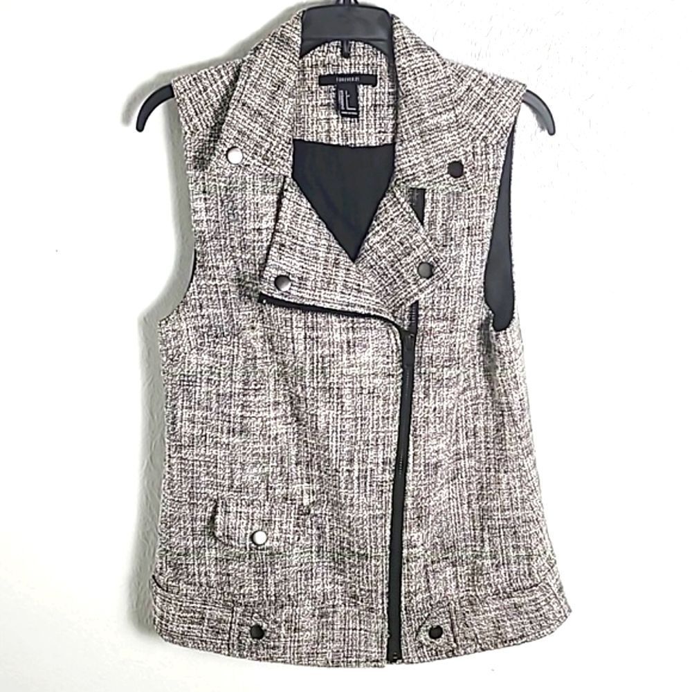 Forever 21 Black & White Tweed Vest with Exposed Black Zipper, Size Small - Picture 1 of 8